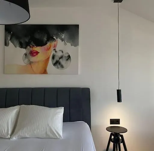 La Familia Apartamento *