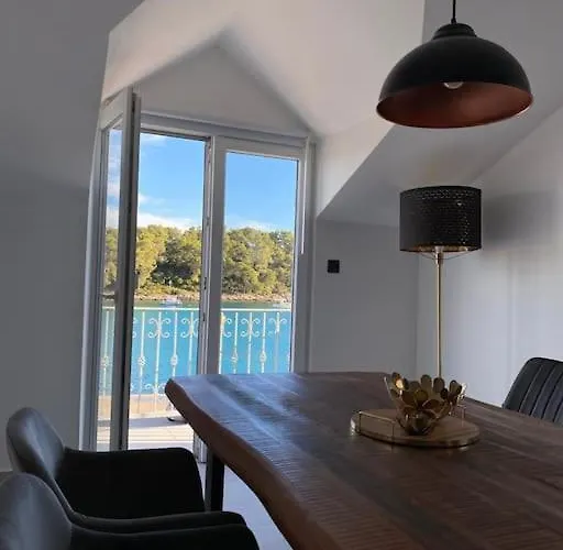 La Familia * Blato (Korcula)